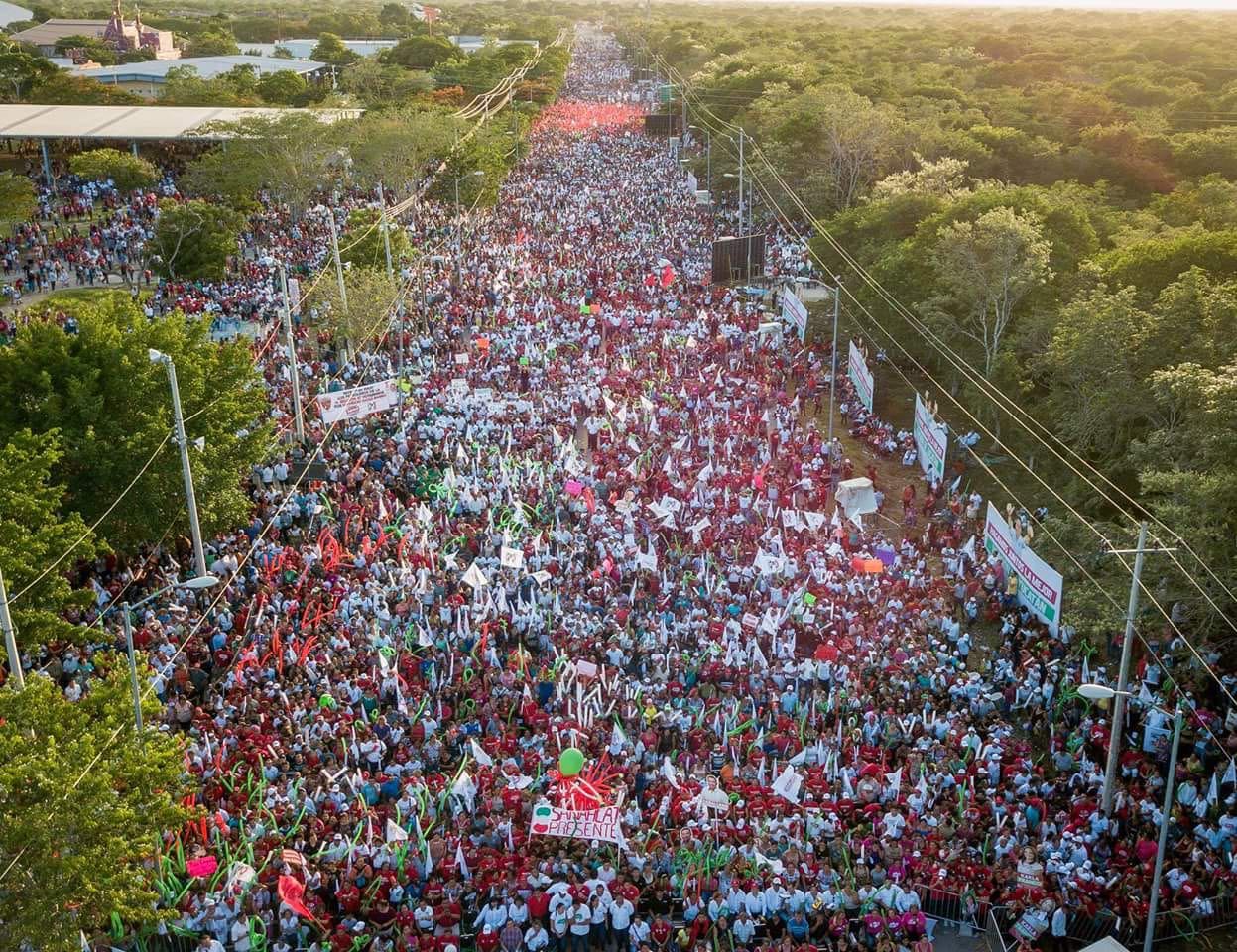 Mauricio Sahuí cierra campaña ante más de  120 mil personas