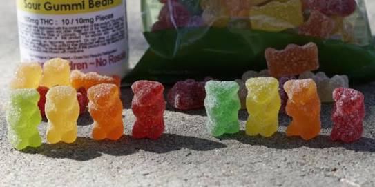 Liberan a los que vendían gomitas con marihuana