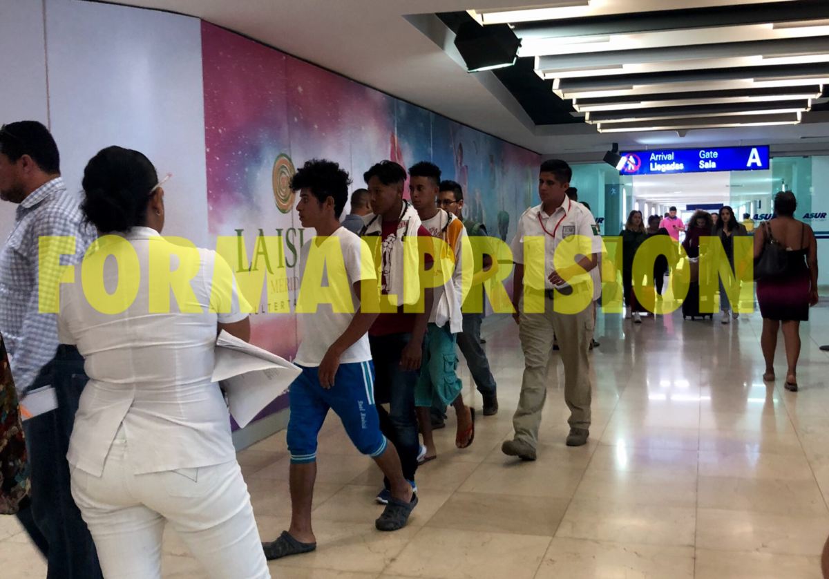 Detienen en el aeropuerto a ilegales centroamericanos