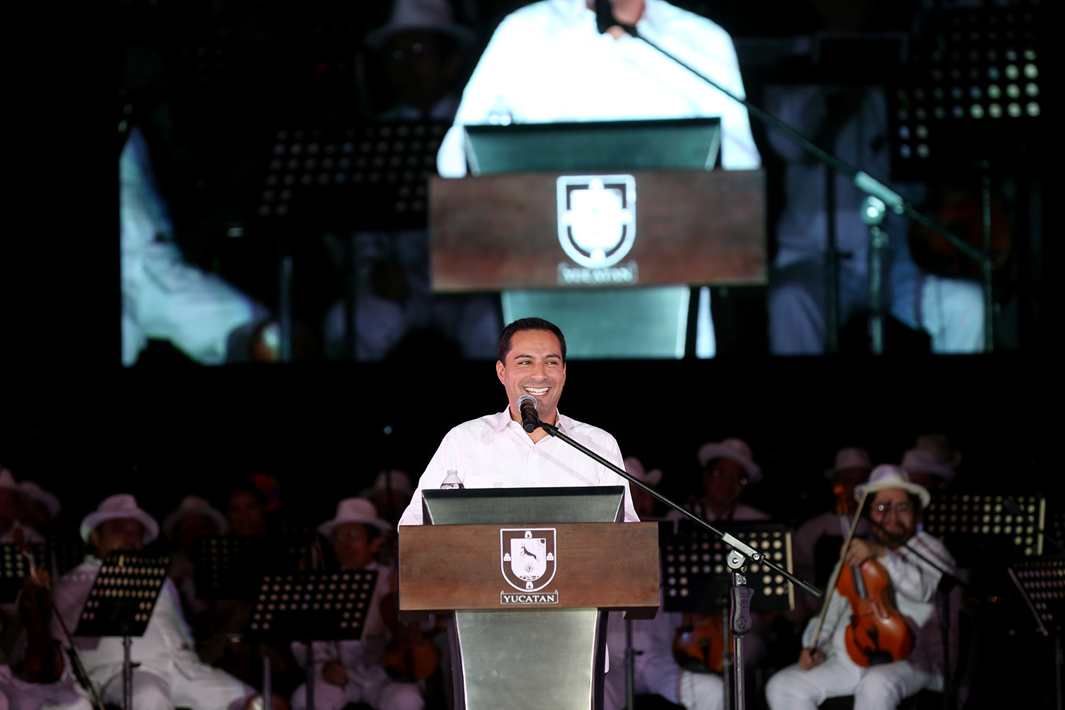 Mauricio Vila inaugura en Valladolid el Festival Cultural de Otoño