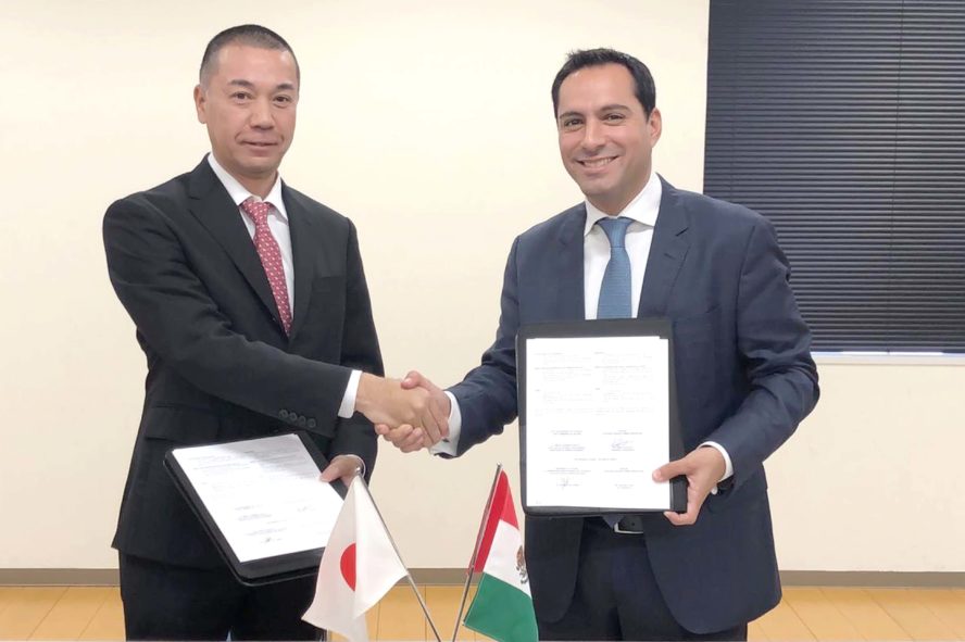 Mauricio Vila concreta llegada de planta japonesa a Yucatán