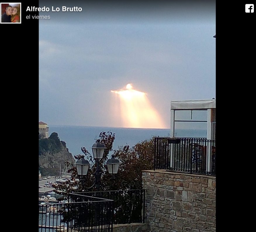 Aparece imagen de Jesucristo sobre el cielo de Italia