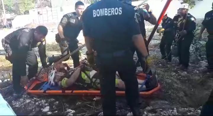 Médico pasa la noche en un pozo del Campestre