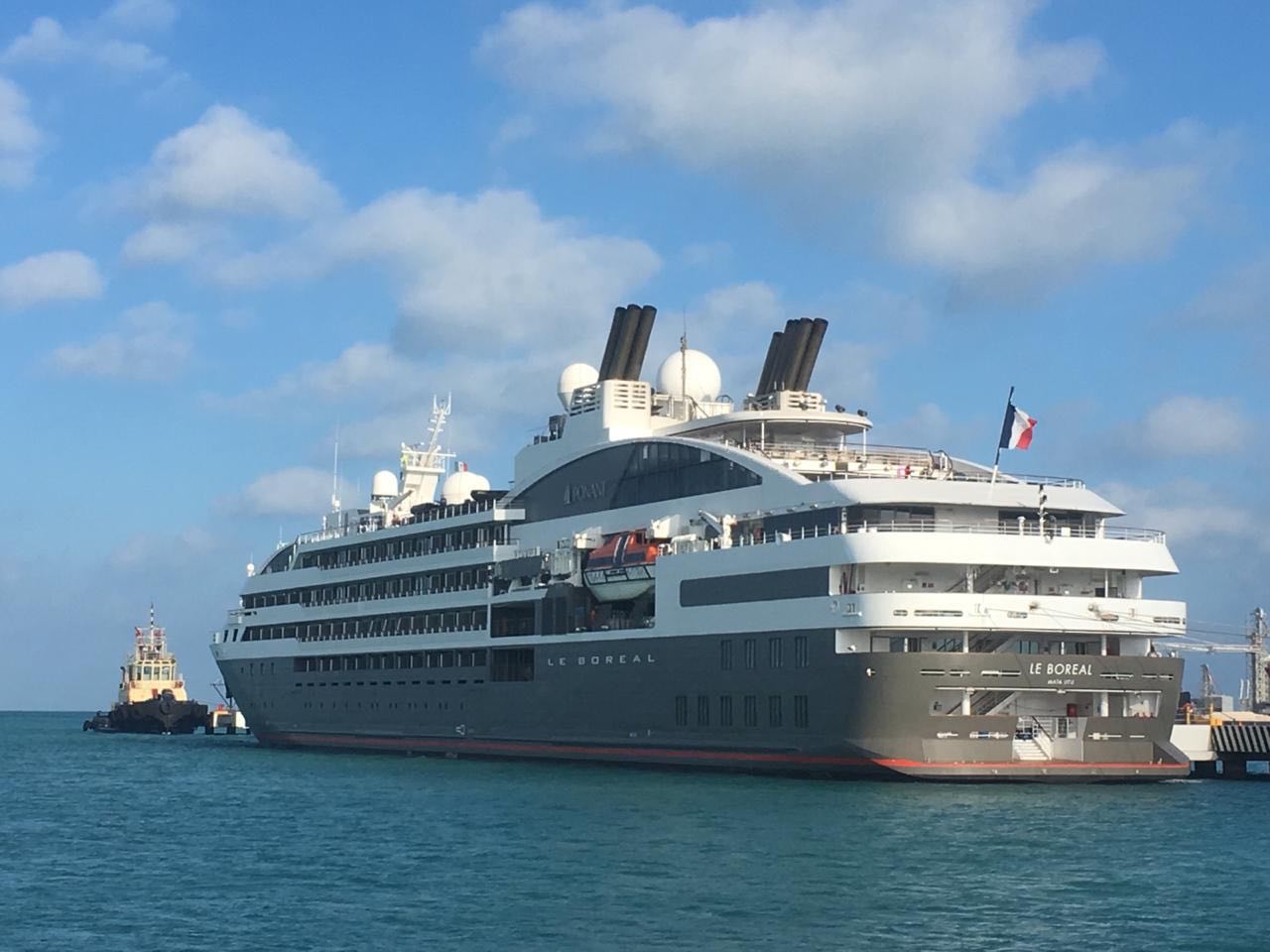 Yucatán da la bienvenida al barco Le Boreal de la naviera Ponant