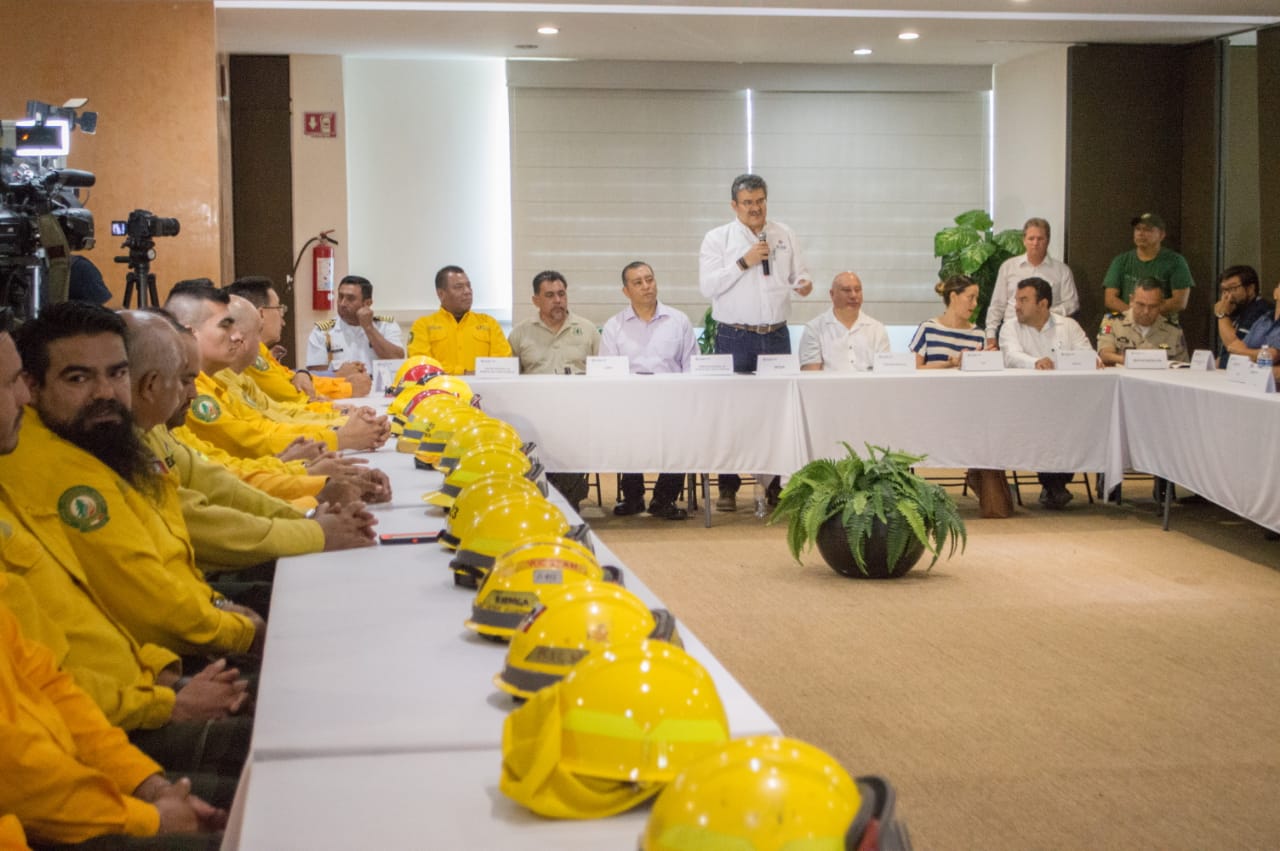 Yucatán redobla esfuerzos para combatir incendios forestales