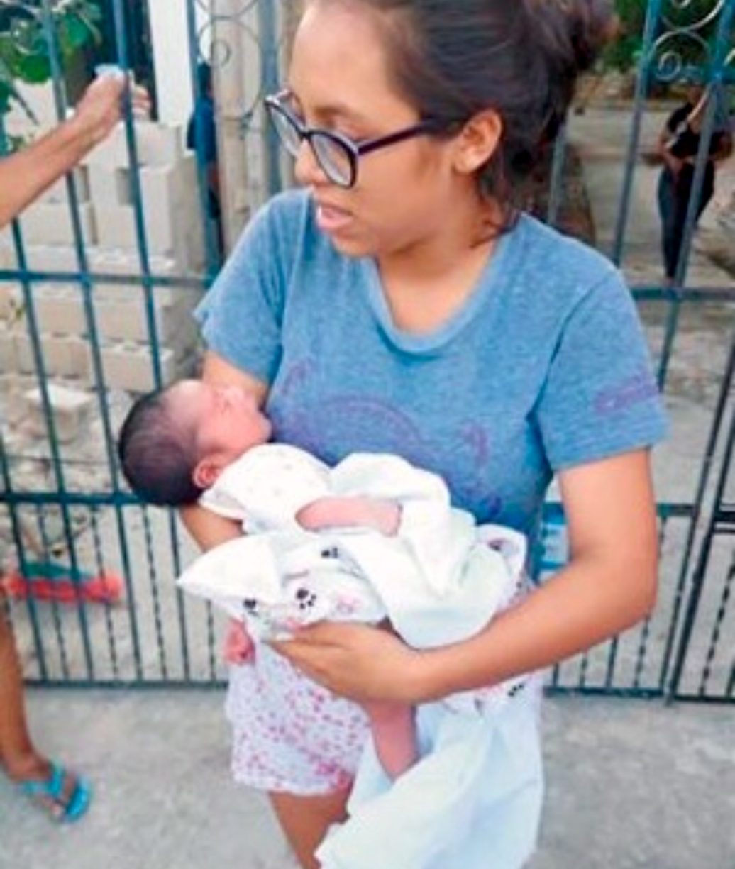 Estudiante dice haber encontrado a un recién nacido, pero es su hijo