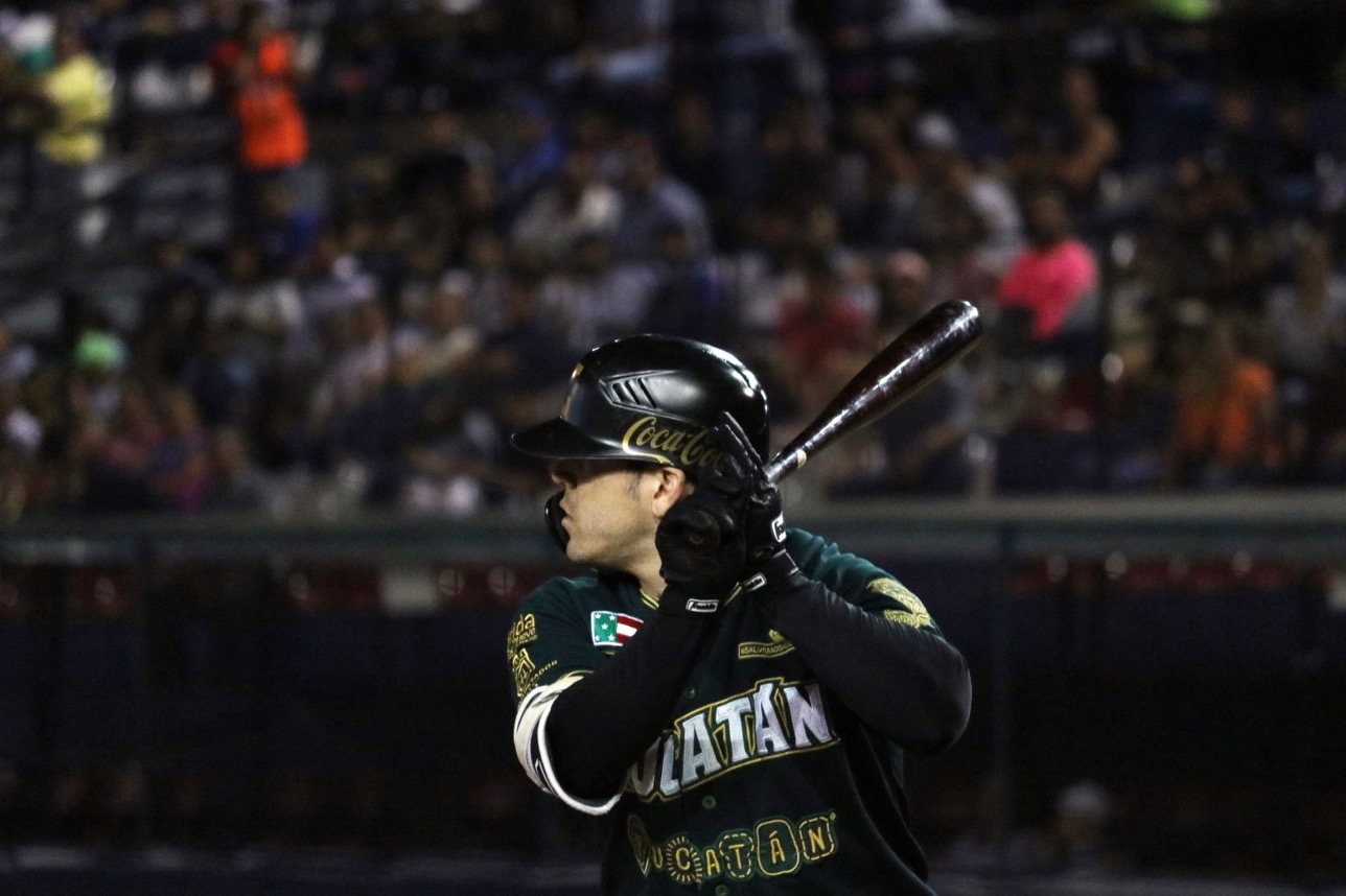 César Valdez extiende su paso invicto con los Leones