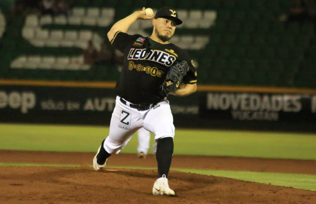 Sultanes se queda con duelazo de extrainnings