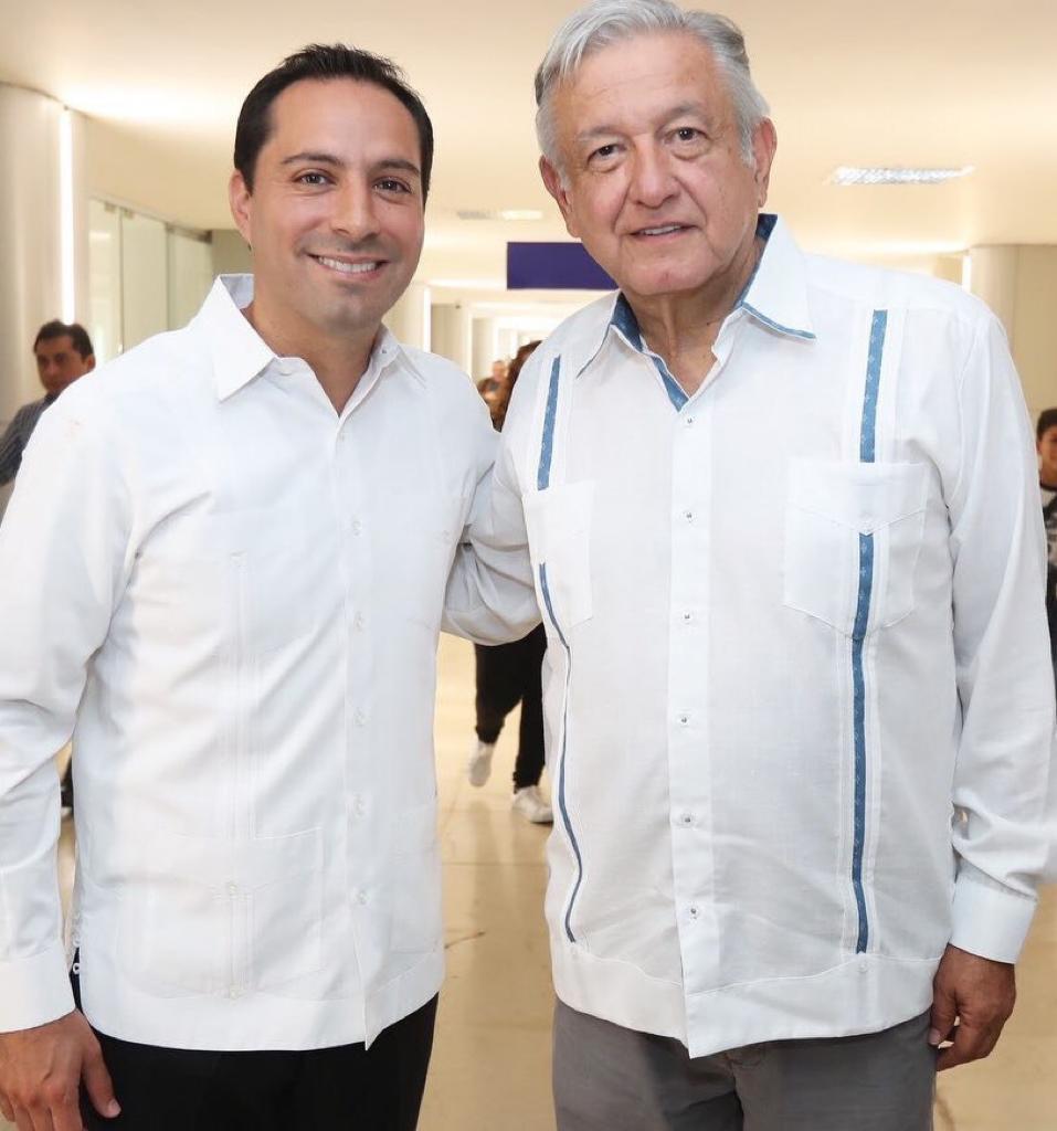 Recibe Mauricio Vila al Presidente López Obrador en su tercera visita a Yucatán