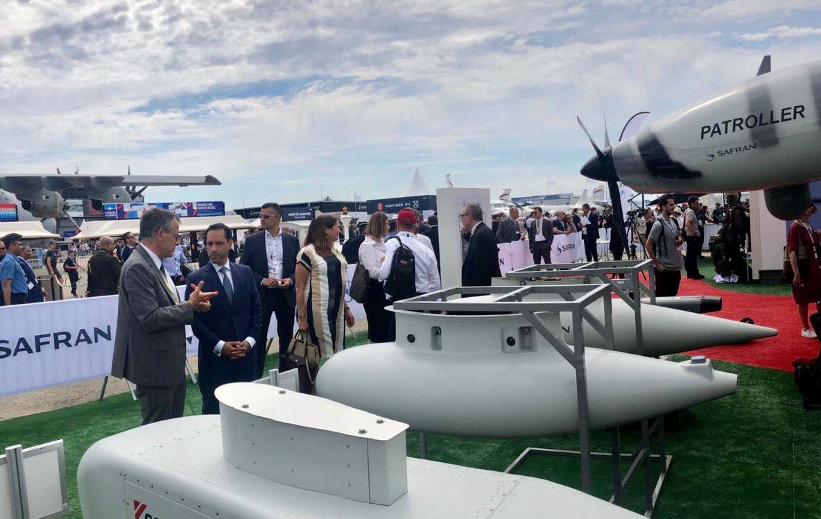 Vila promueve a Yucatán en la Exposición Aeroespacial de París, la más importante del mundo