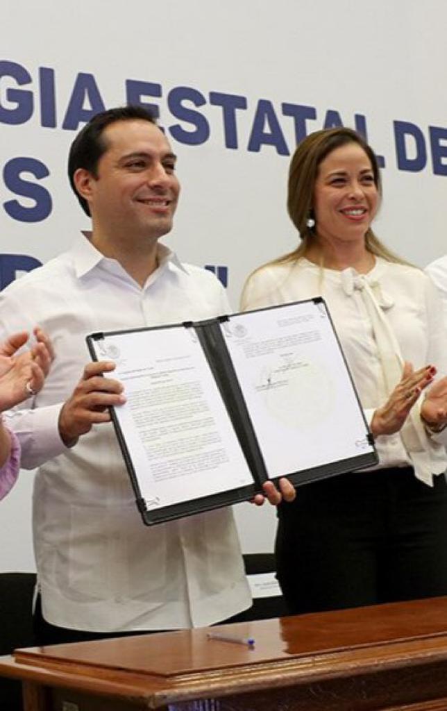 Aprueban la iniciativa de Vila  para eliminar bolsas y popotes de plástico y contenedores de unicel en Yucatán