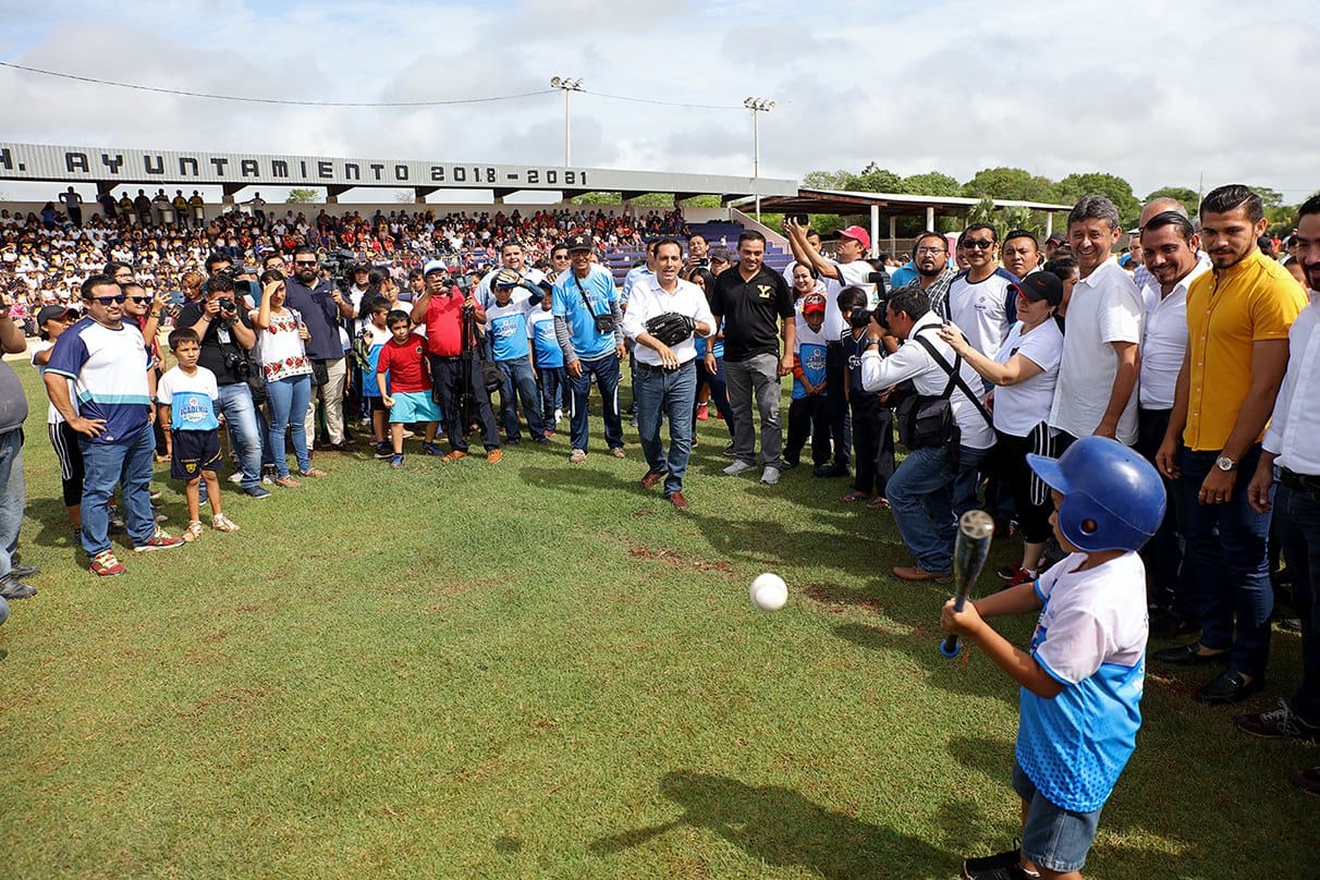 Mauricio Vila inaugura las Academias de Iniciación Deportiva en el sur del estado