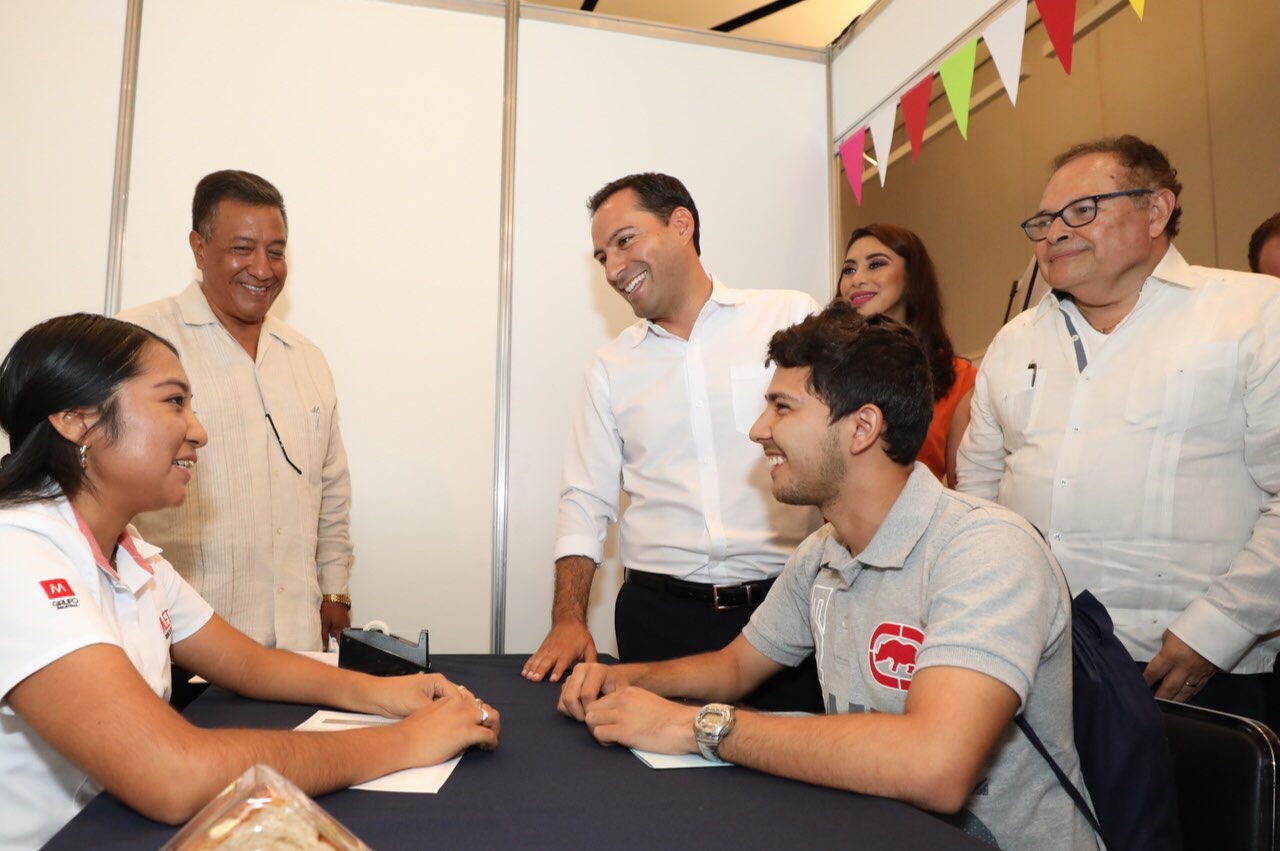 Mauricio Vila inaugura la Feria de Empleo para Jóvenes 2019