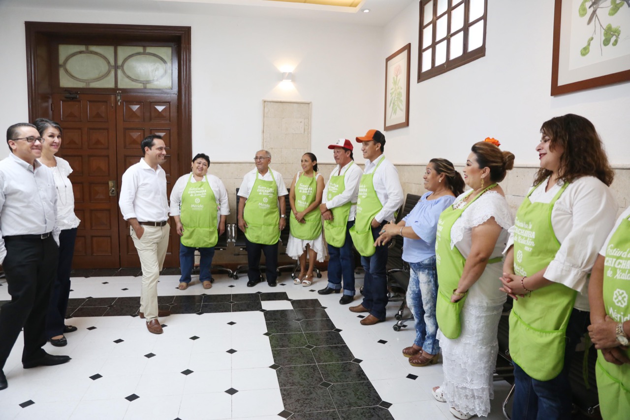 Renán Barrera cambia la chicharra de Xcalachén por el queso de bola holandés