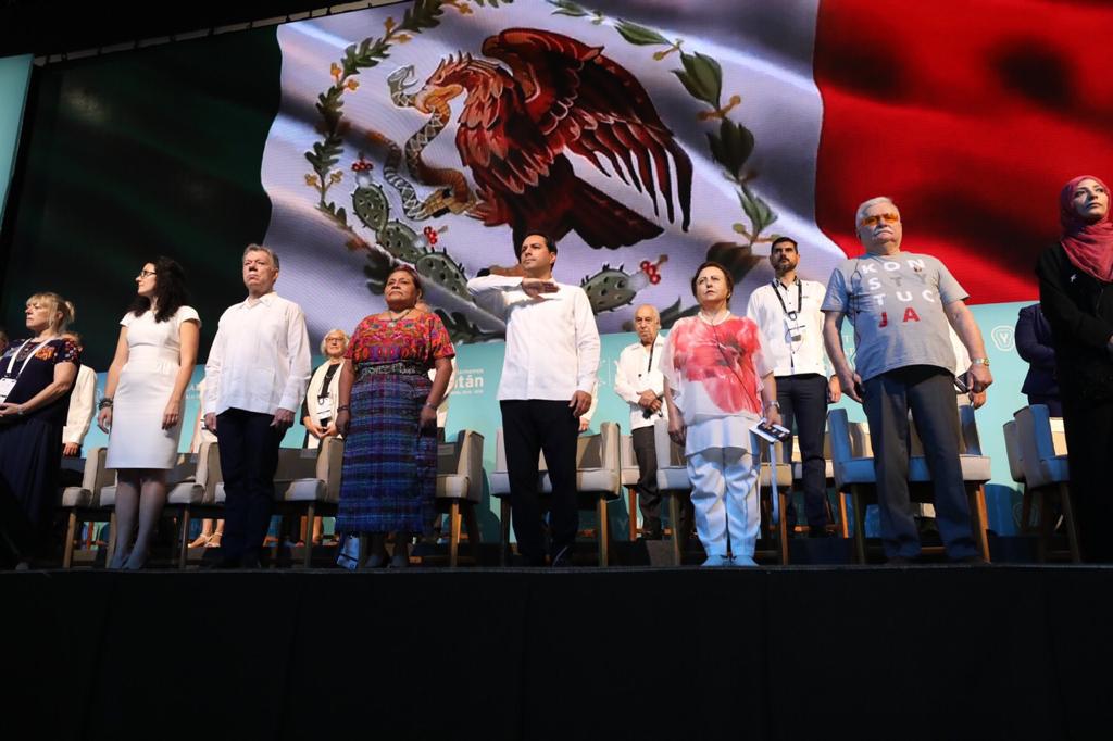 Mauricio Vila inaugura la 17 Cumbre Mundial de los Premios Nobel de la Paz