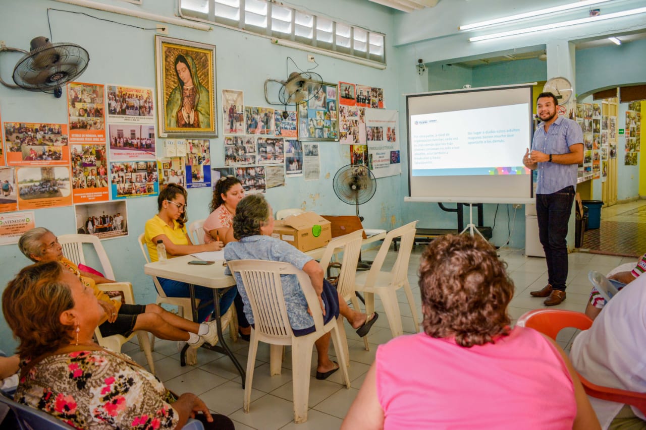 Cepredey lanza estrategia para llegar a adultos mayores