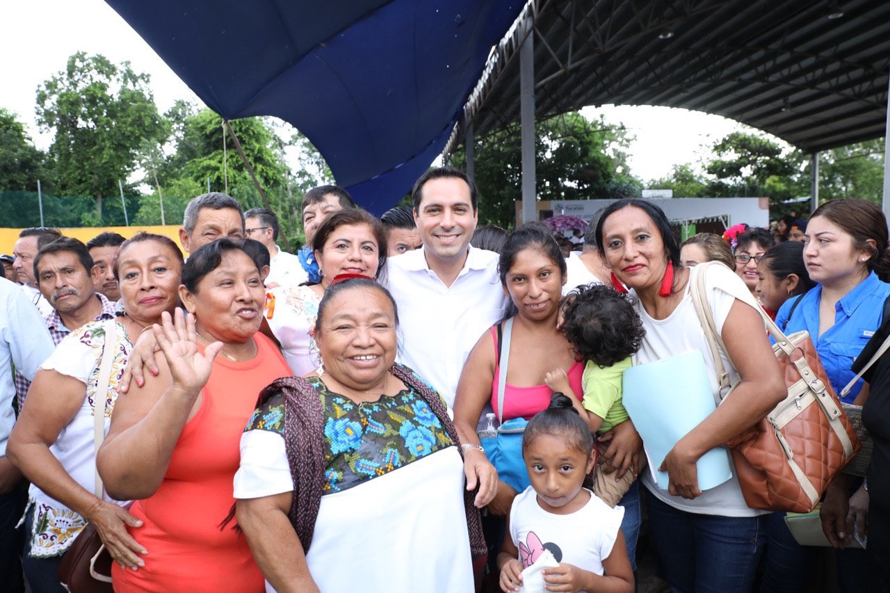 En Yucatán seguirá el impulso a las mujeres: Mauricio Vila