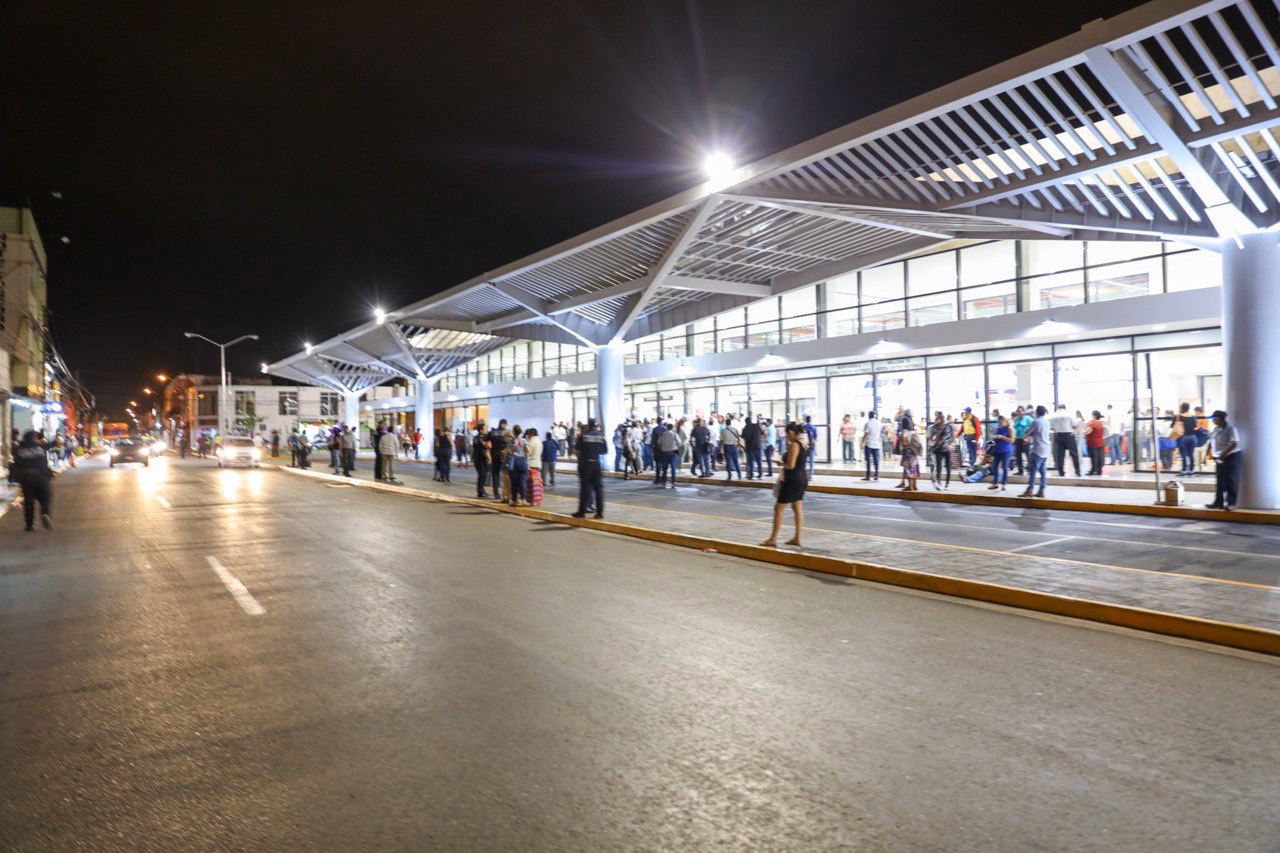 Mauricio Vila inaugura la nueva terminal del ADO en Mérida