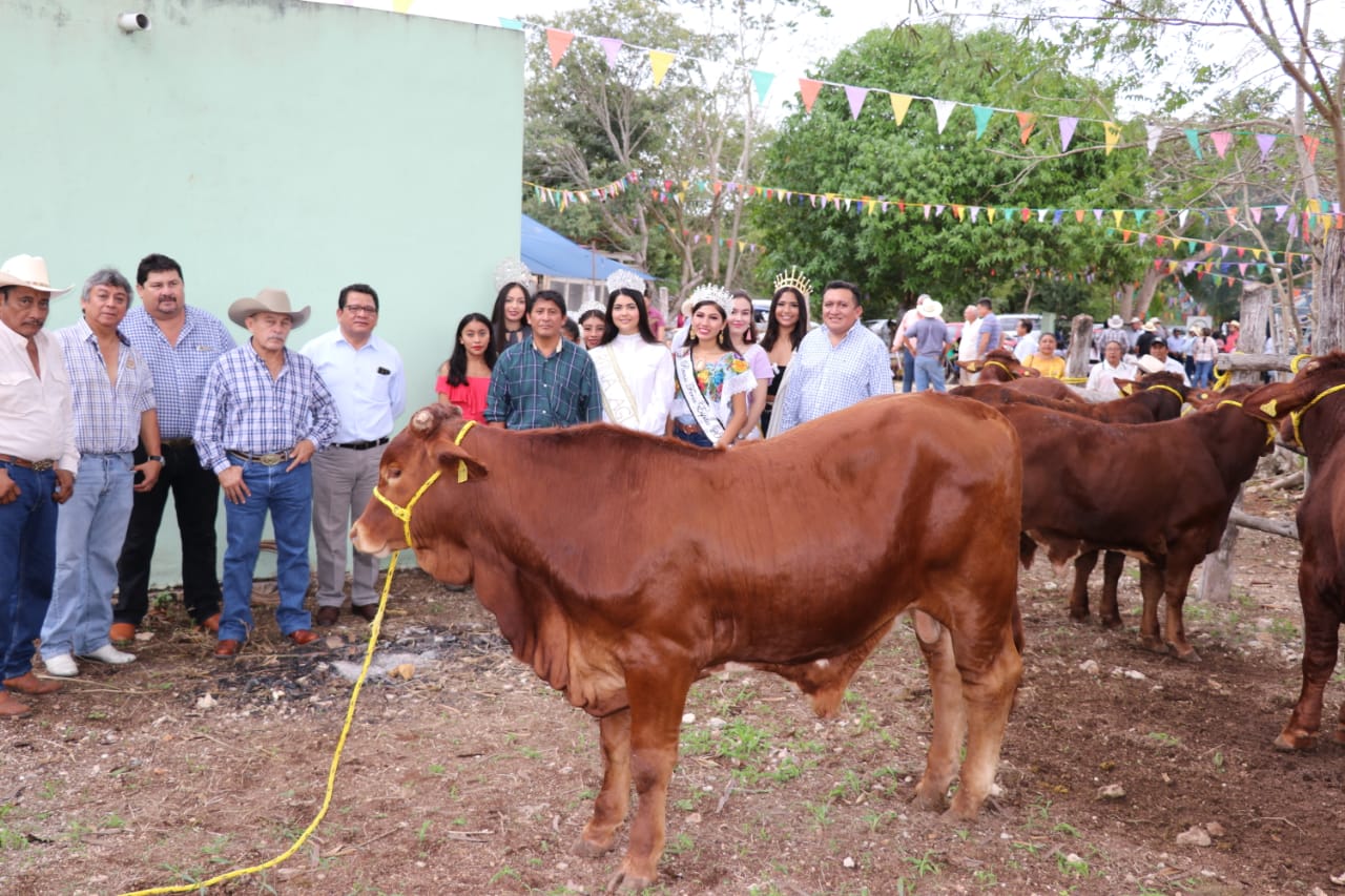 Productores reconocen la importancia de Veterinario en tu Rancho