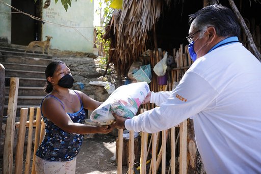 Familias enteras encuentran alivio en los apoyos alimentarios del gobierno del Estado