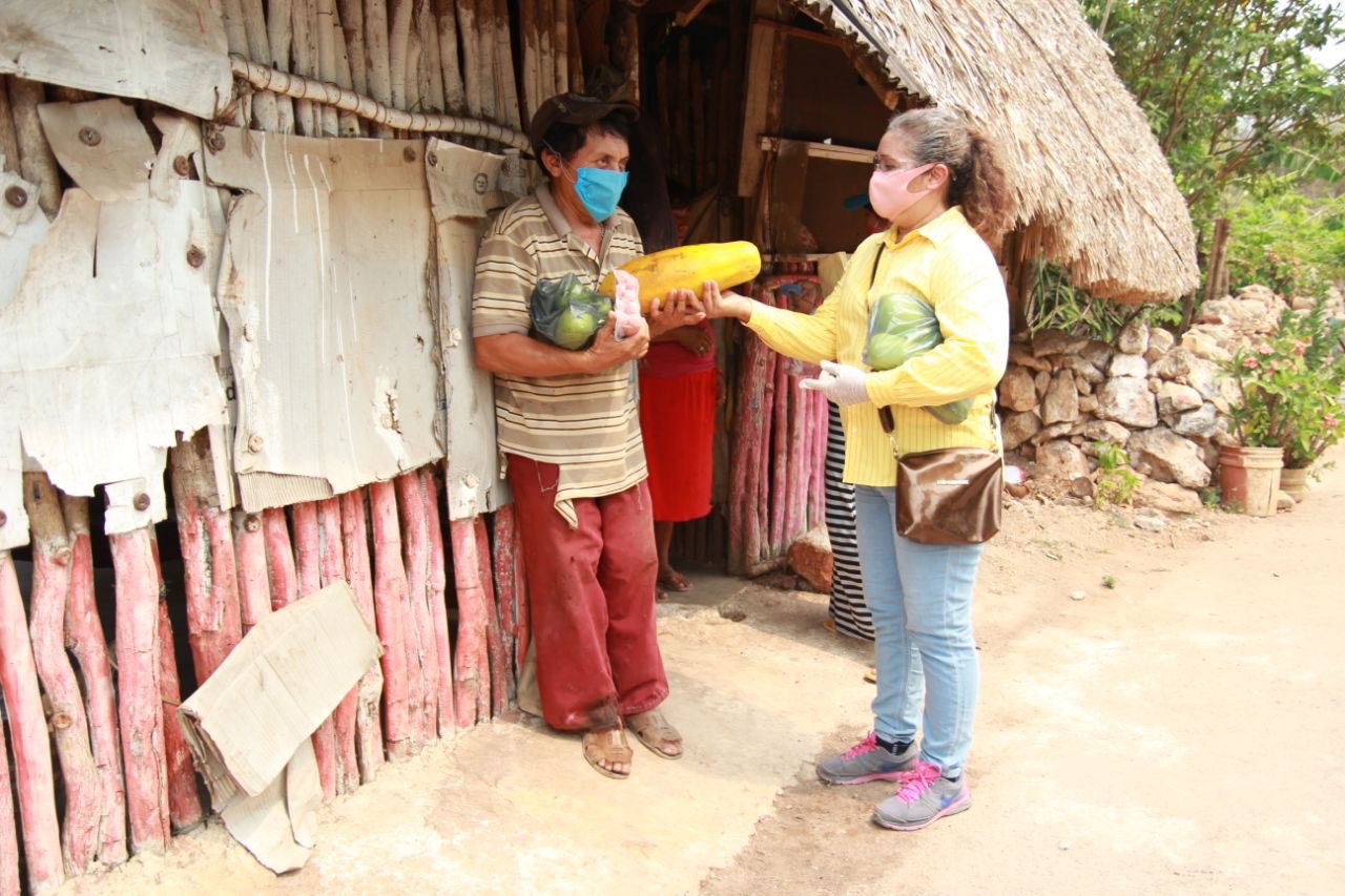 Muestras de generosidad permiten que el programa Yucatán Solidario beneficie a familias yucatecas