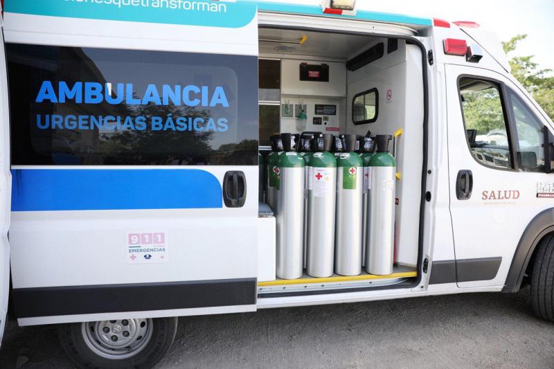 Dotan con más tanques de oxígeno a las ambulancias de la Secretaría de Salud