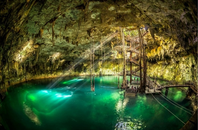 Yucatán certificará los cenotes turísticos