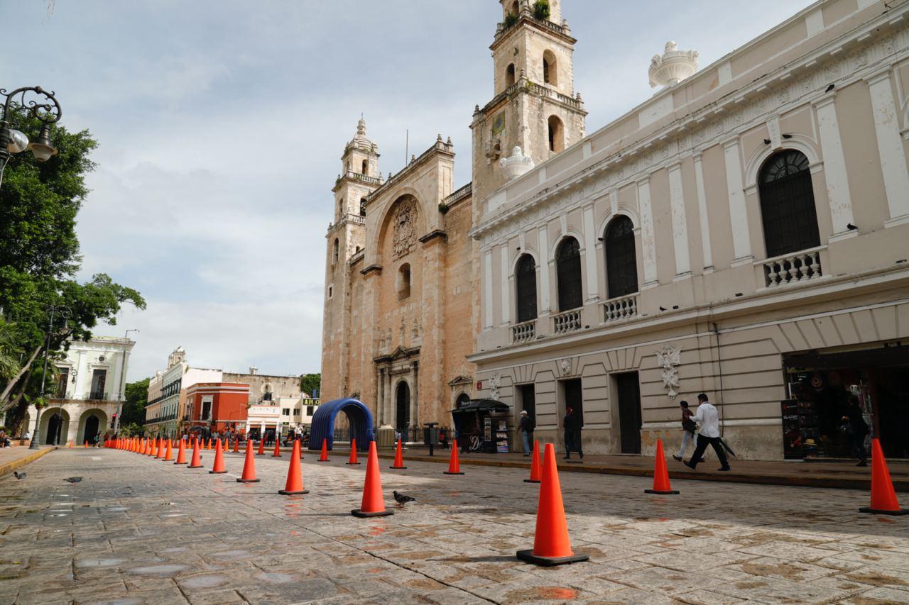 Reabrió al paso vehicular el carril central de las calles que rodean la Plaza Grande