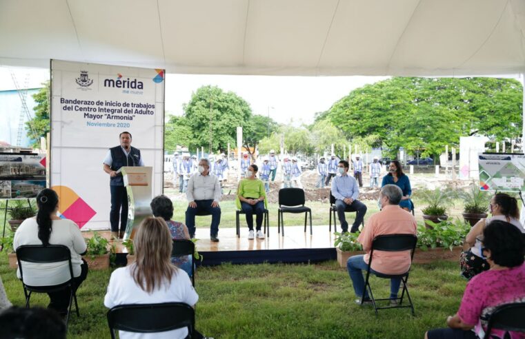 Banderazo de nicio de obras del Centro del Adulto Mayor “Armonía”,