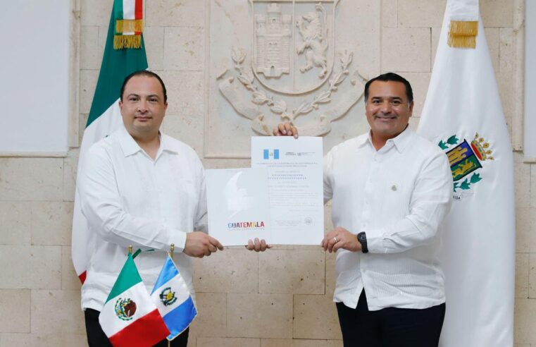 El alcalde Renán Barrera recibe al embajador de Guatemala Mario Adolfo Búcaro