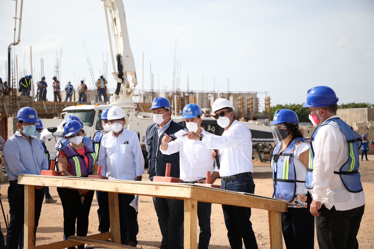 Supervisa Mauricio Vila la construcción de Campus de las Escuelas de Educación Normal