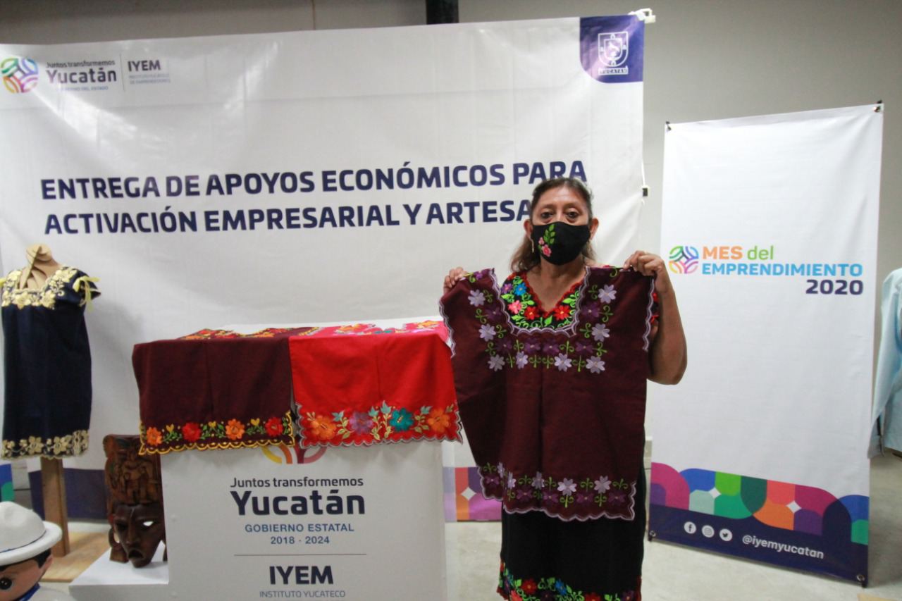 Contínuo apoyo a emprendedores, pequeños empresarios y artesanos yucatecos