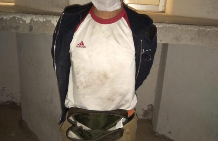 Dos policías bajo investigación por su proceder en una detencion