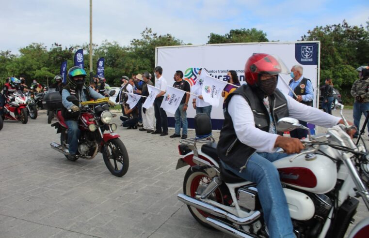 Con ofrenda floral, Yucatán conmemora el Día del Motociclista