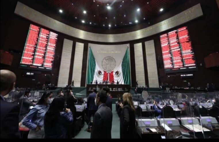 Diputados recibirán regalito navideño de $328 mil