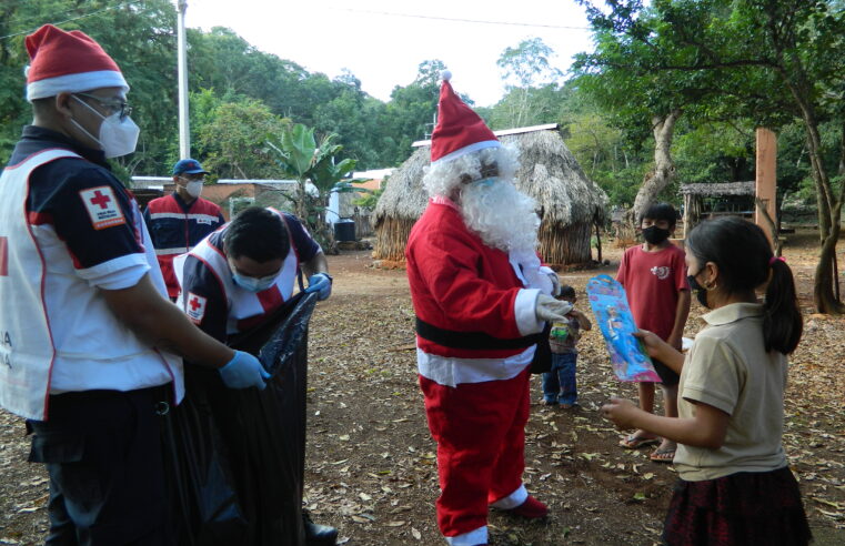 Cruz Roja Mexicana lleva la Navidad a las comisarías de Tekax