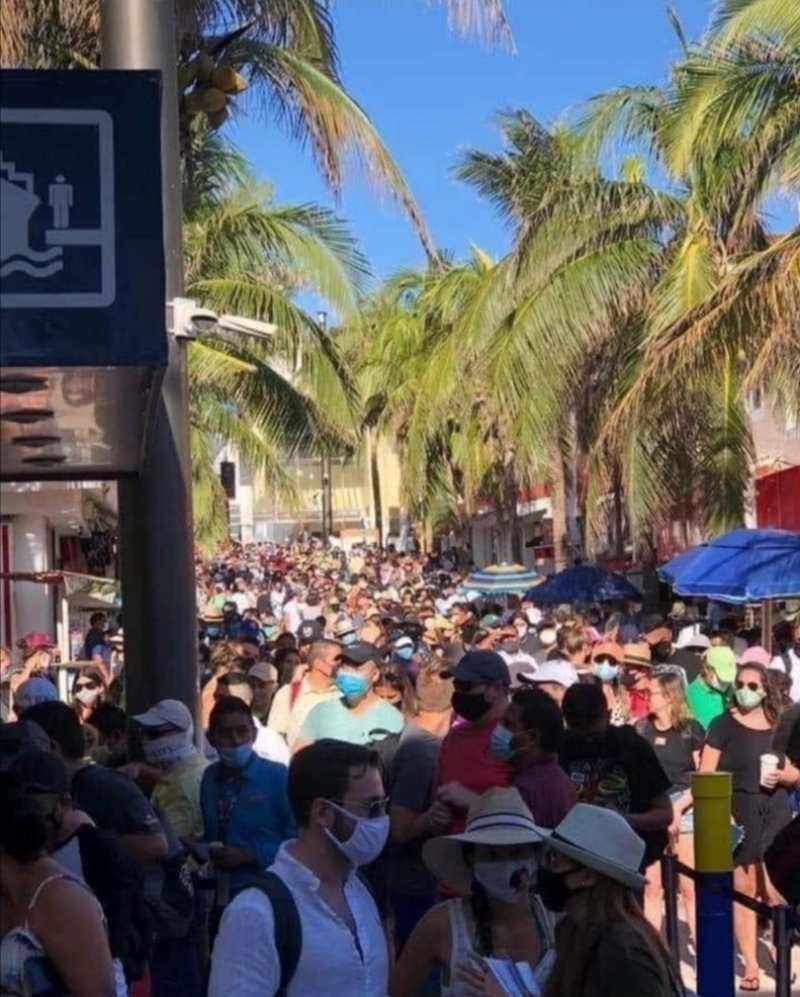 Temen aumento de contagios de Covid-19 por yucatecos que recibieron el 2021 en Playa del Carmen