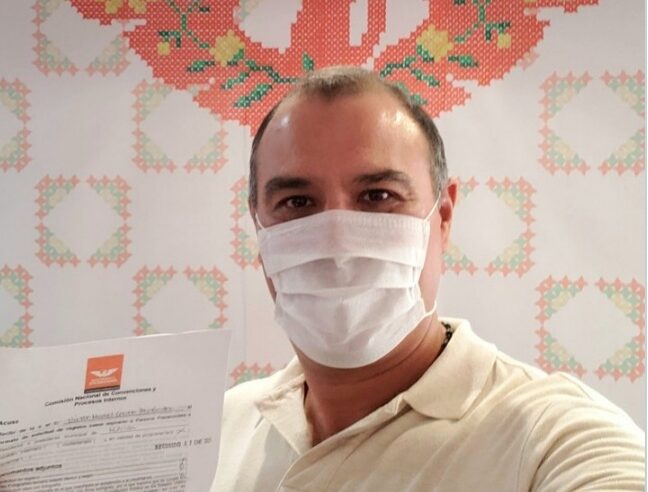 Víctor Cervera se registra como precandidato a la alcaldía de Mérida por Movimiento Ciudadano