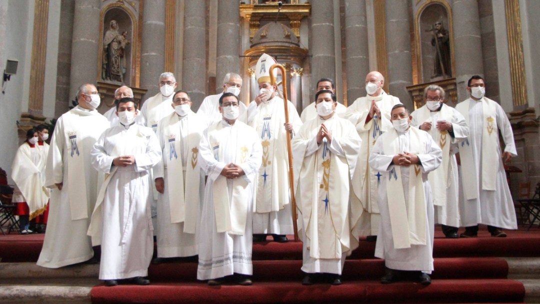 Iglesia pide que se vacune contra Covid-19 a los sacerdotes