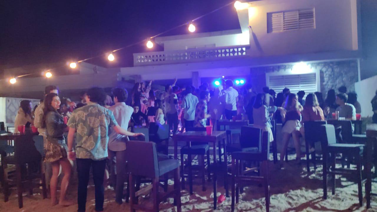 Multa de hasta 180 mil  recibiría casa de playa en donde se hizo fiesta en Chicxulub Puerto