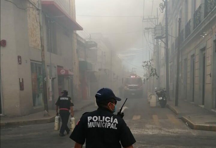 Incendio en «Salomón» movilizó a bomberos y policías