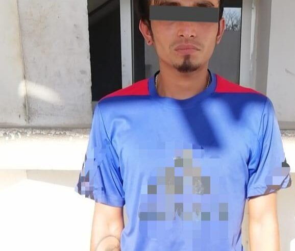 No pudo con los puños y sacó su pistola