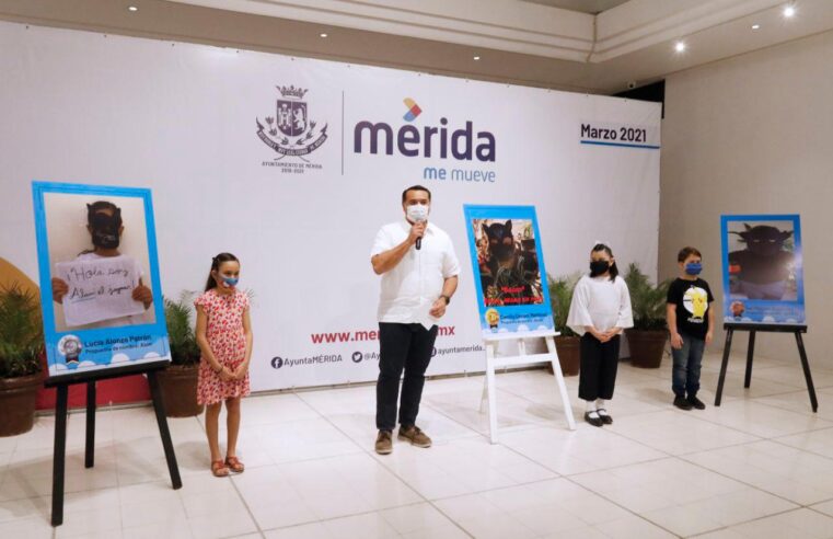 Renán Barrera premia a los ganadores del concurso ‘Nombra al Jaguar’