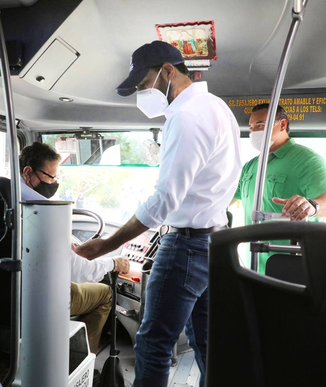 Autobuses del transporte público en Mérida cuentan ya con dispensadores de gel antibacterial