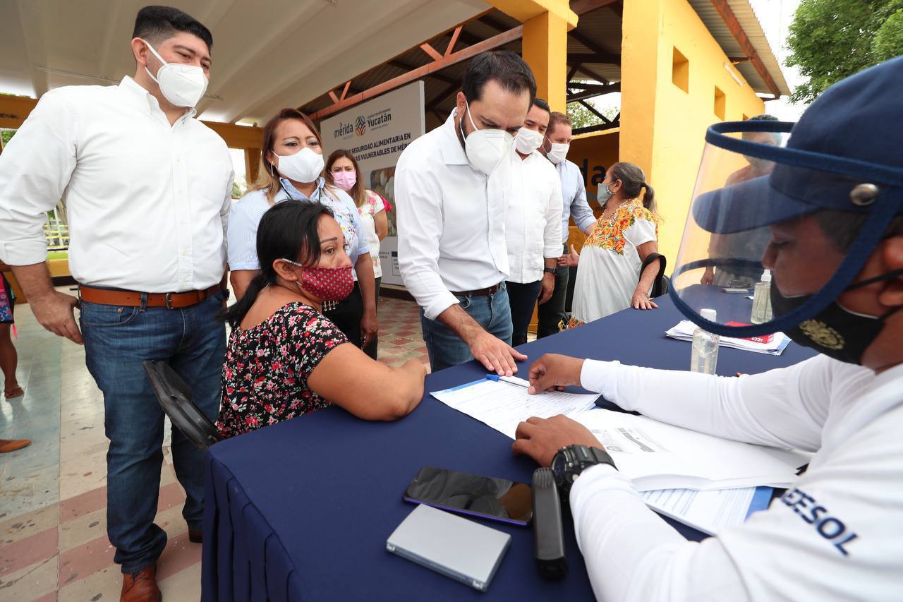 Apoyan con alimentos a las familias de Mérida que más lo necesitan