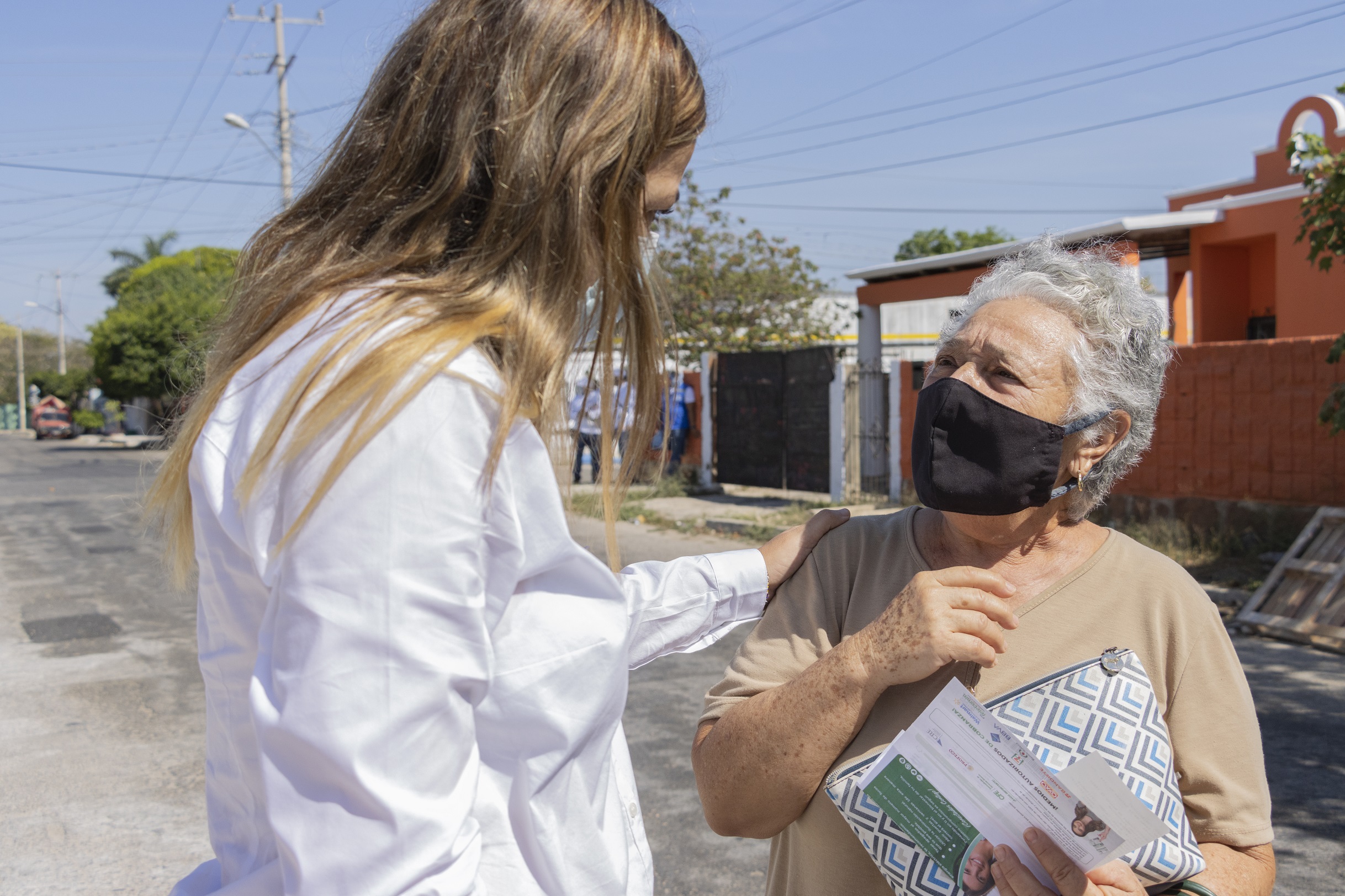 Urgen a Cecilia Patrón luchar por tarifa 1F en electricidad