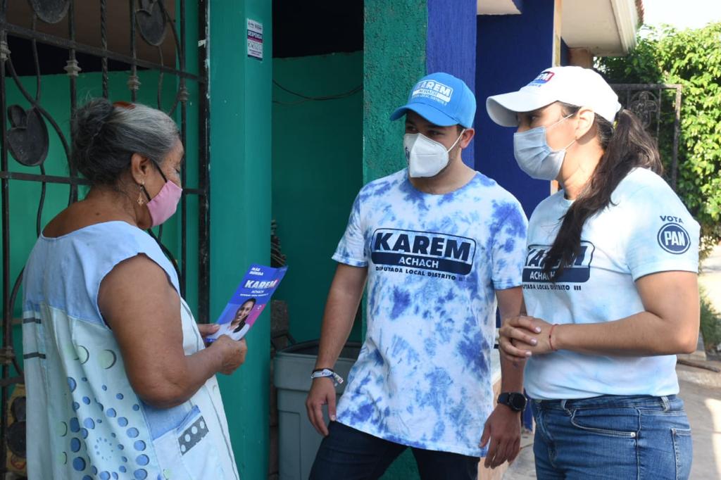 Karen Achach recorre comisarías del III Distrito