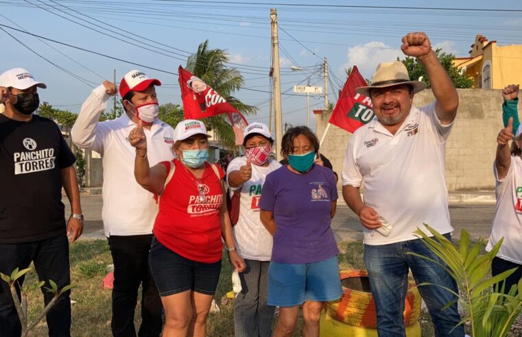 “Panchito” Torres se comprometa a impulsar huertos en colonias de Mérida