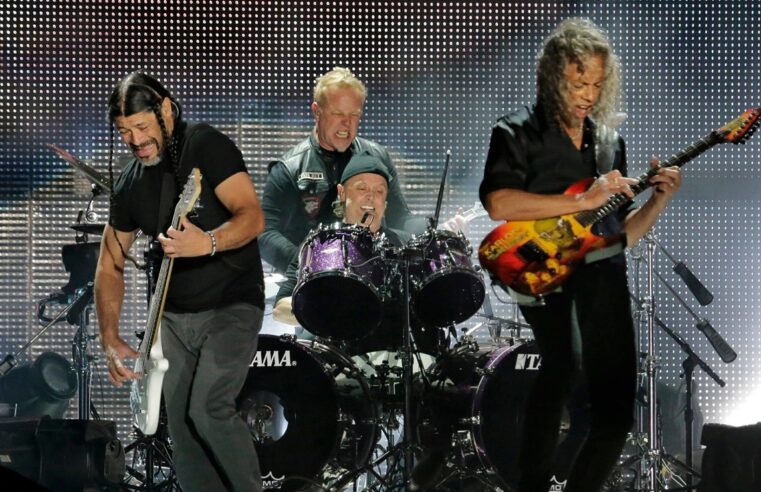 Candidato promete llevar Metallica a su ciudad si gana el 6 de junio