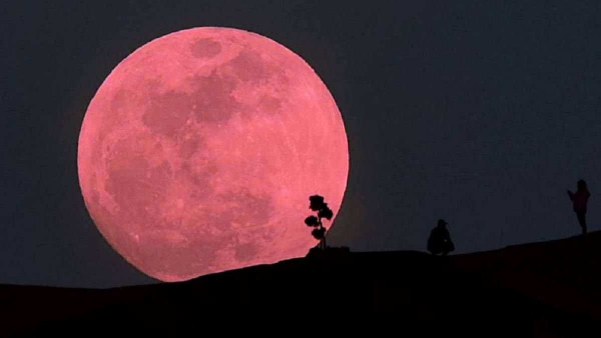 No te pierda la superluna rosa de abril